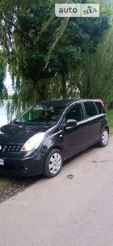 2008 nissan note