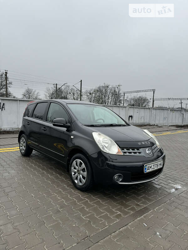 2008 nissan note