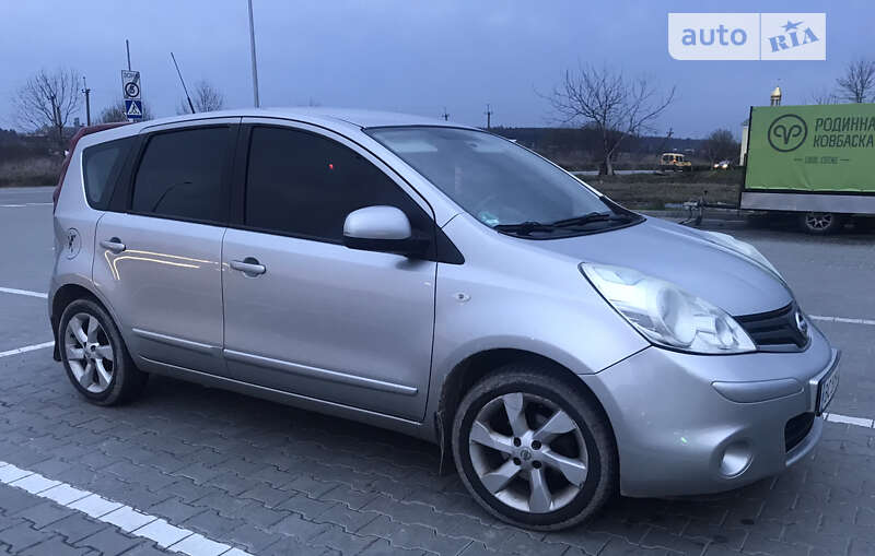 2009 nissan note