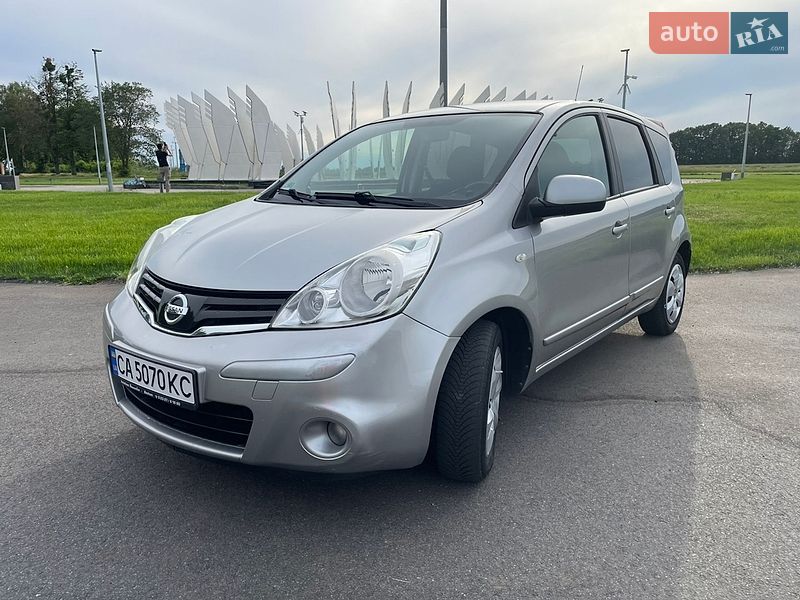 2009 nissan note