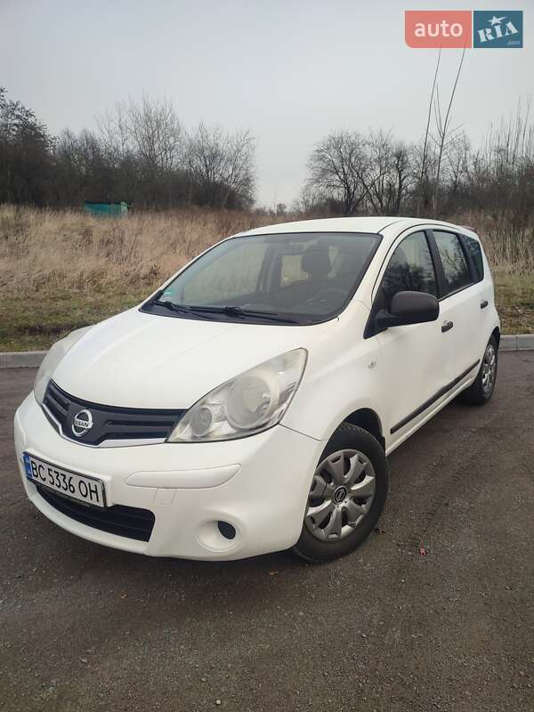2009 nissan note