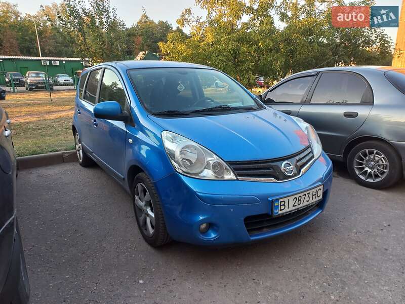 2009 nissan note