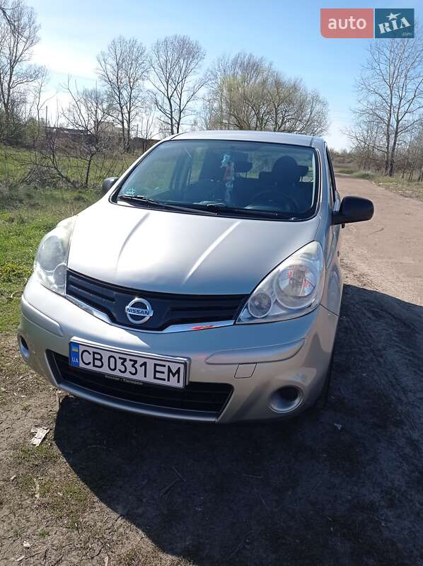 2009 nissan note