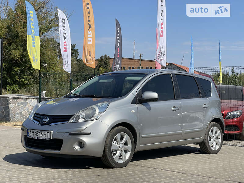 2010 nissan note
