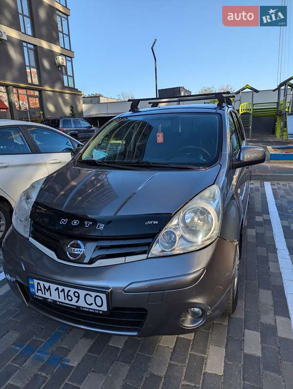 2010 nissan note