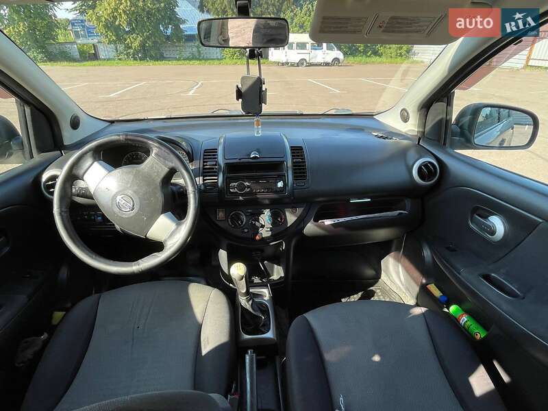 2012 nissan note
