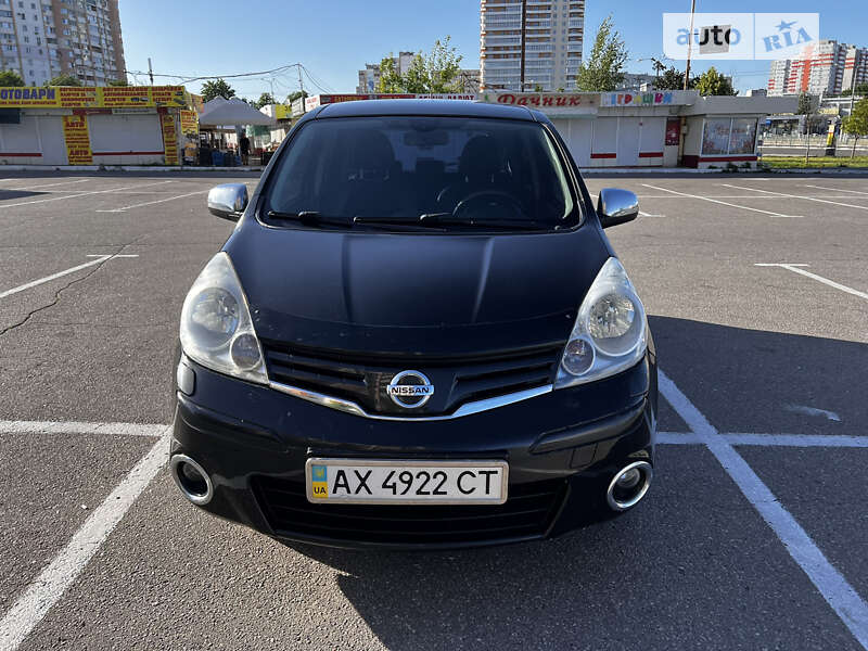 2012 nissan note