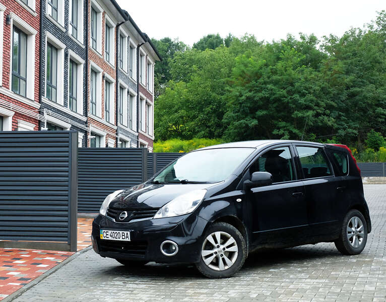2012 nissan note