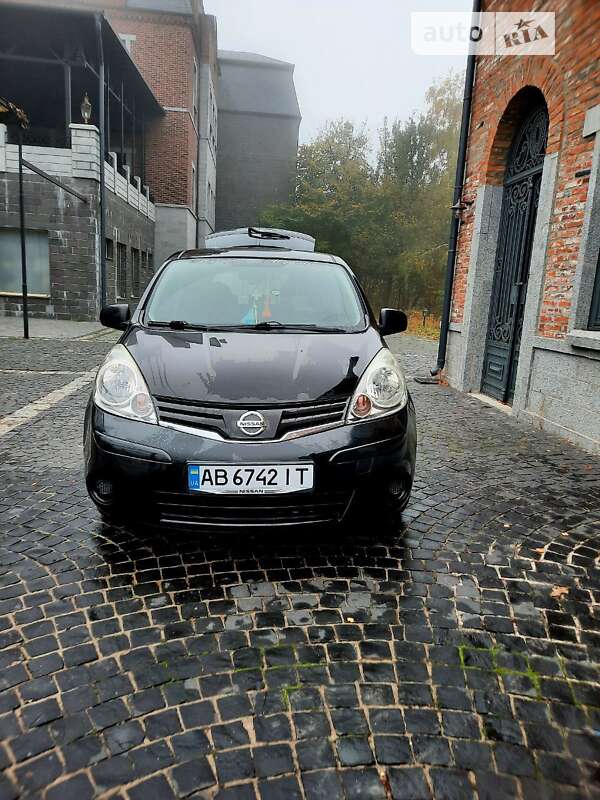 2012 nissan note