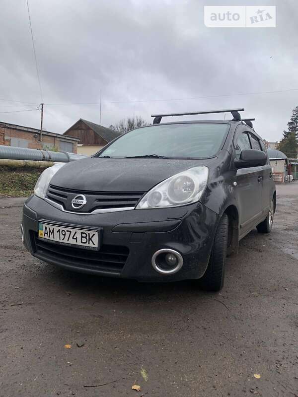 2013 nissan note