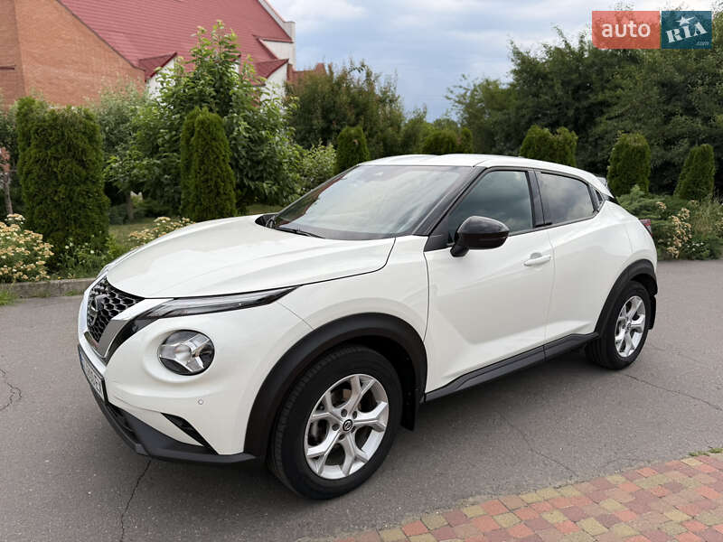 2021 nissan juke