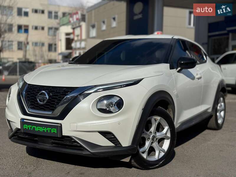 2021 nissan juke