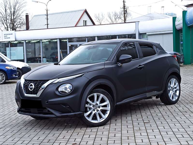 2021 nissan juke