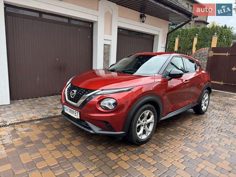2022 nissan juke