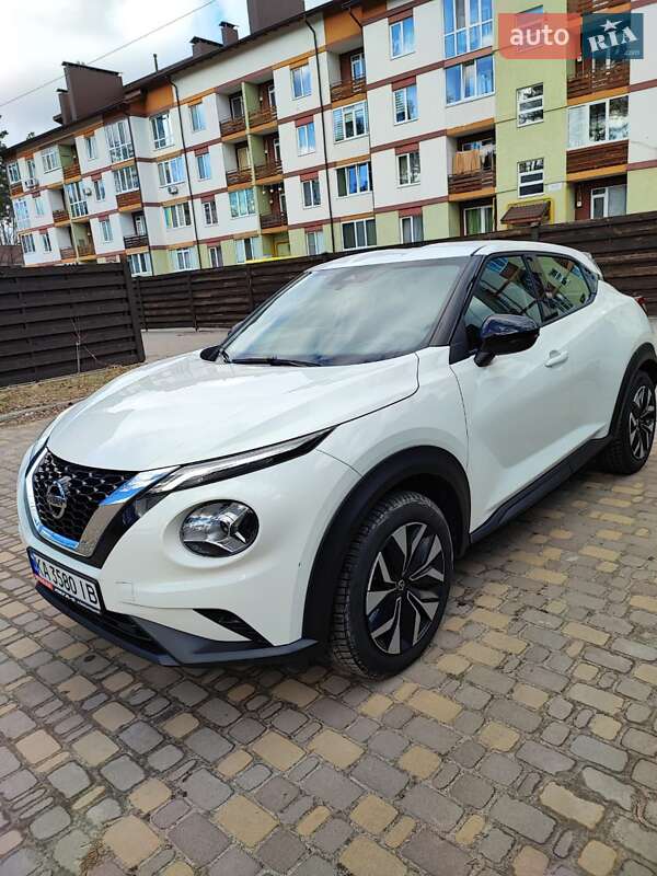 2022 nissan juke
