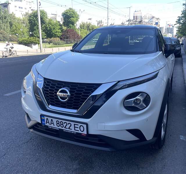 2022 nissan juke
