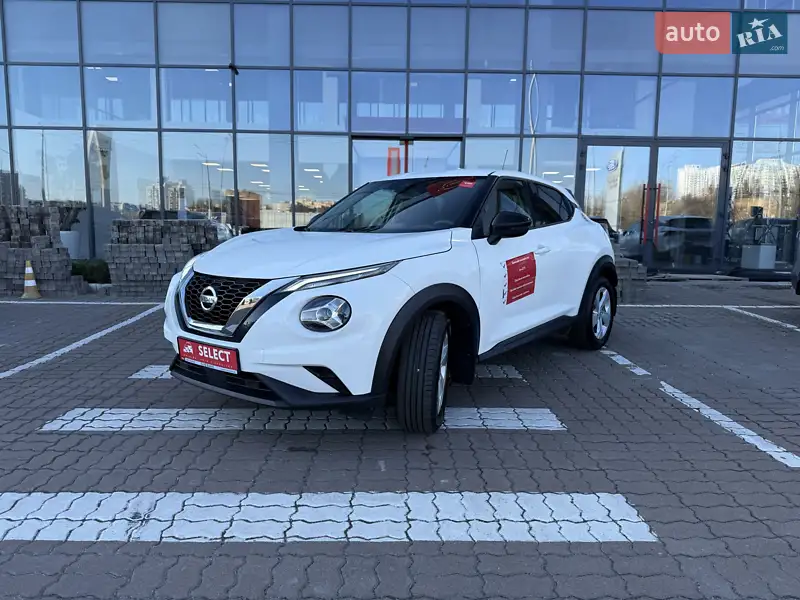 2022 nissan juke