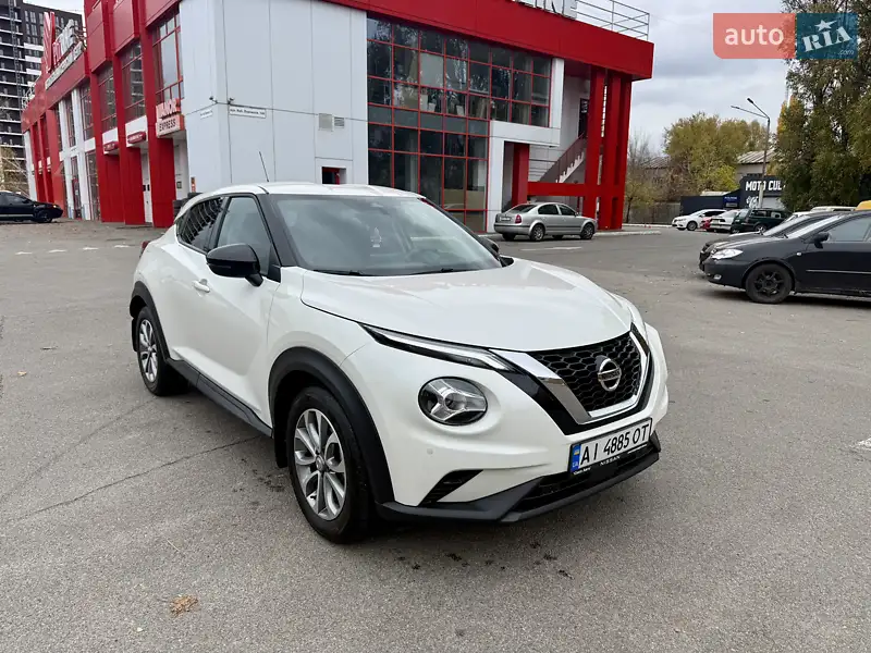 2022 nissan juke