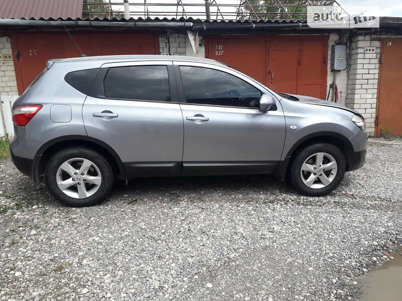 2010 nissan qashqai