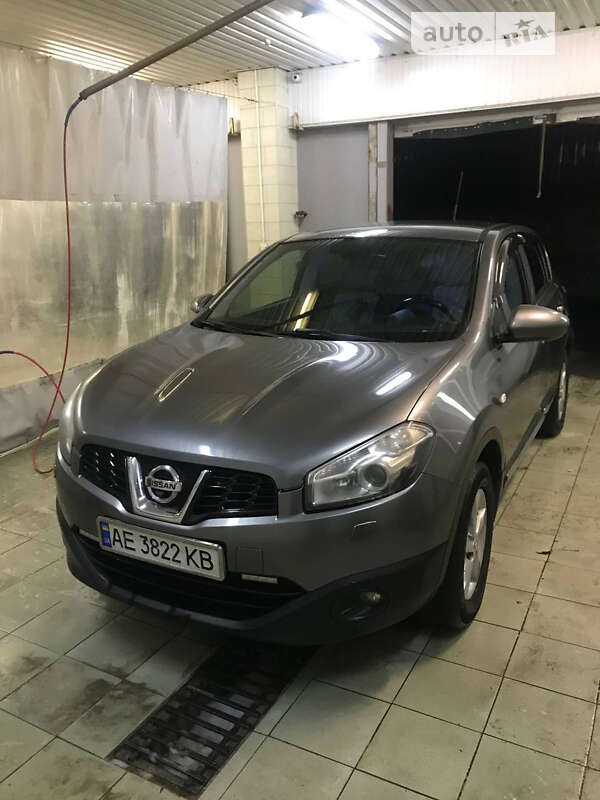 2012 nissan qashqai