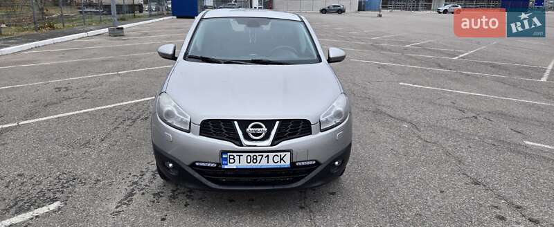 2012 nissan qashqai