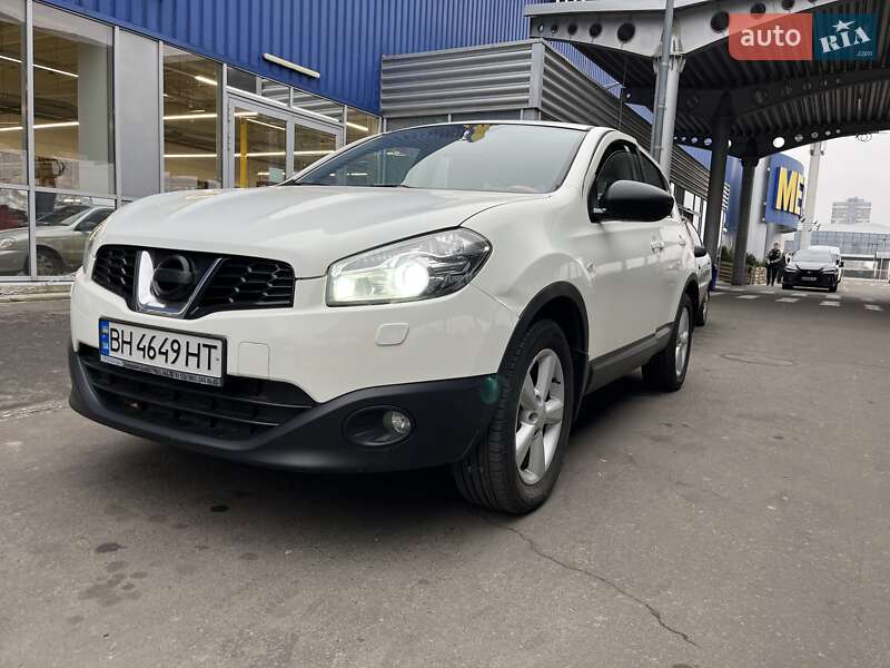2012 nissan qashqai