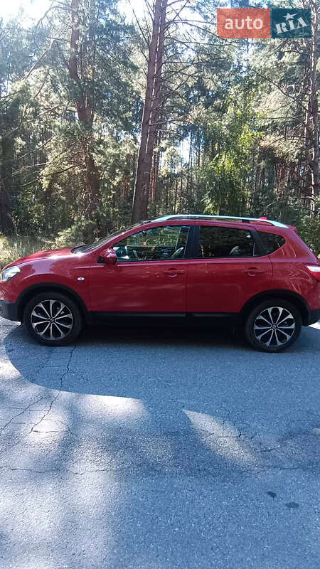 2012 nissan qashqai