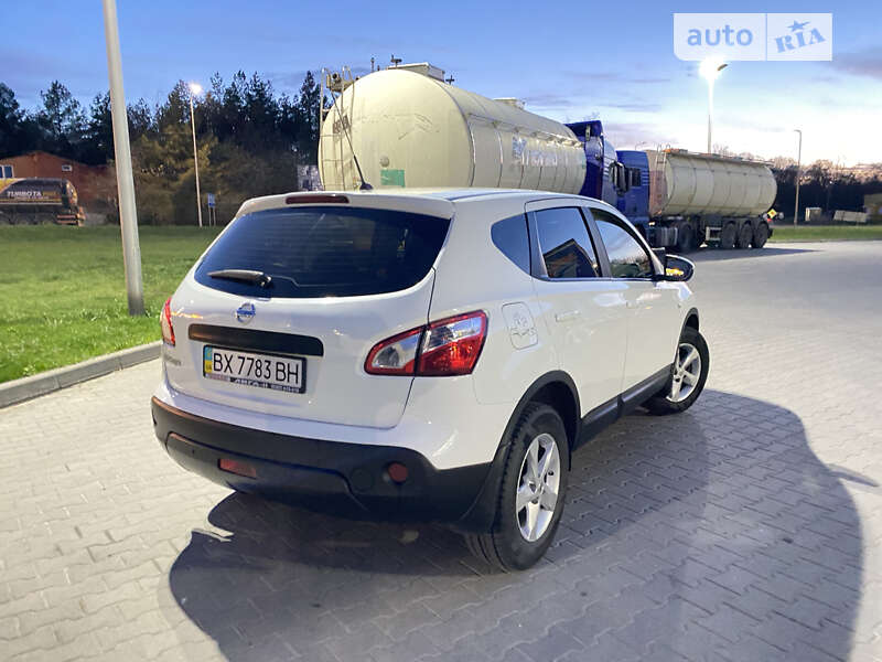 2012 nissan qashqai