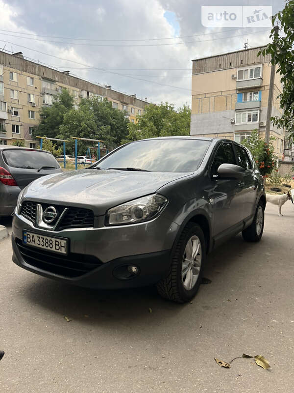 2012 nissan qashqai