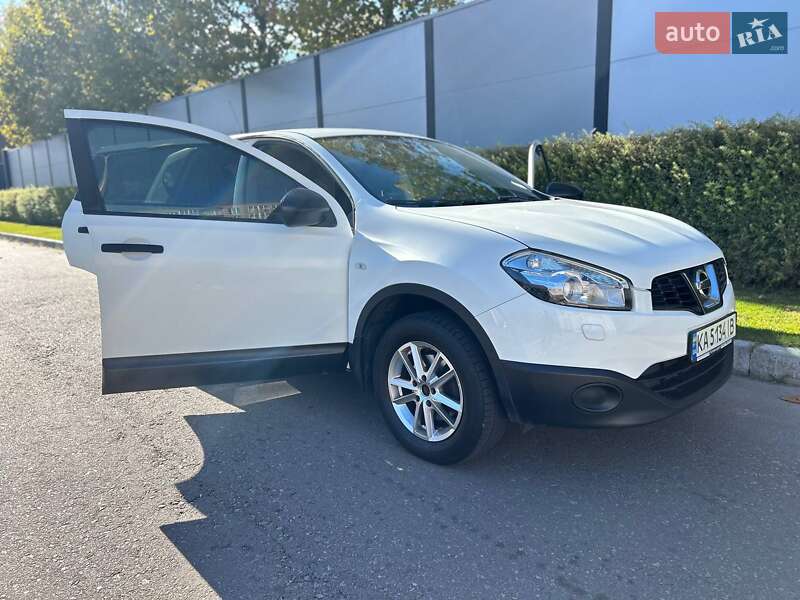 2012 nissan qashqai