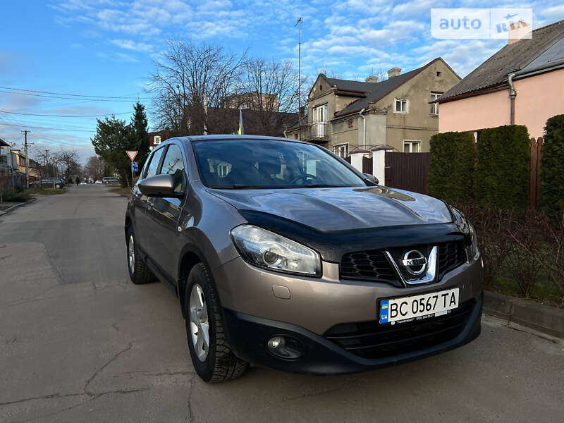 2012 nissan qashqai