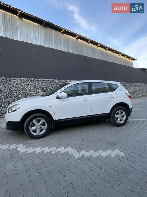 2013 nissan qashqai