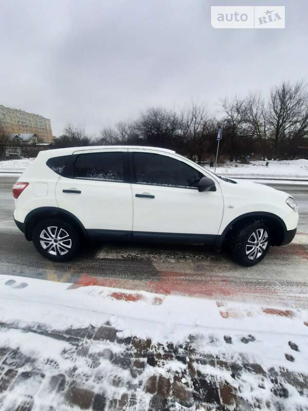2013 nissan qashqai
