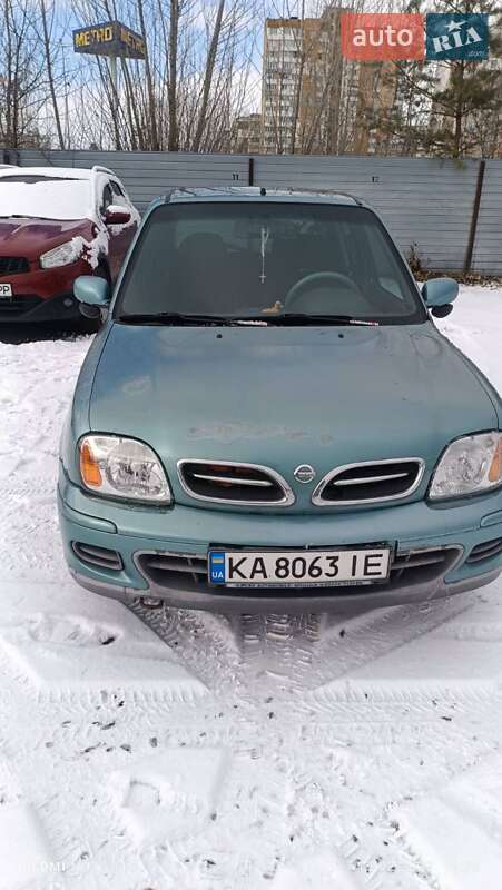 2001 nissan micra
