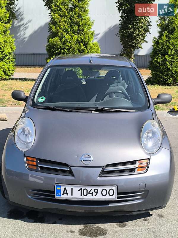 2004 nissan micra