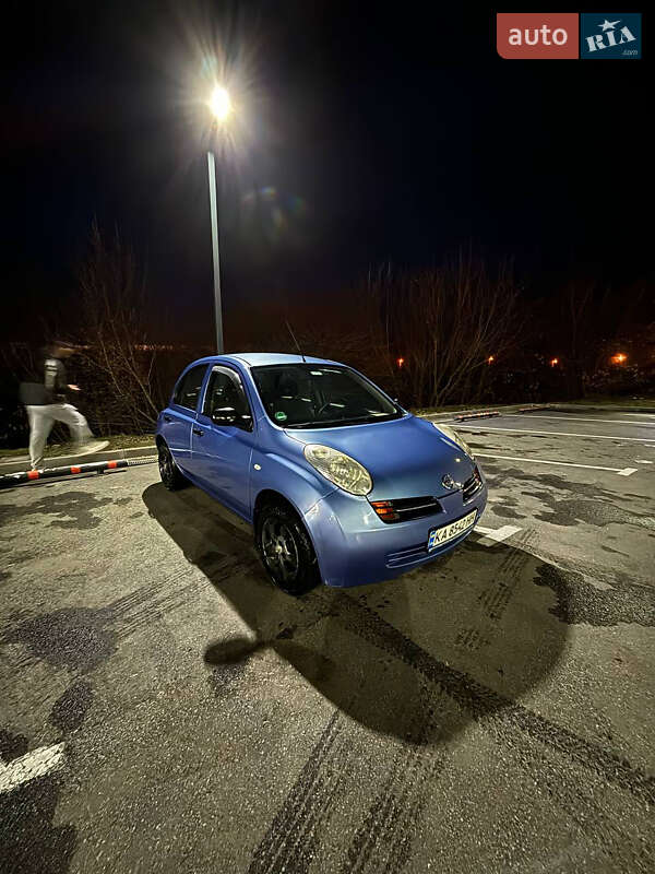 2004 nissan micra