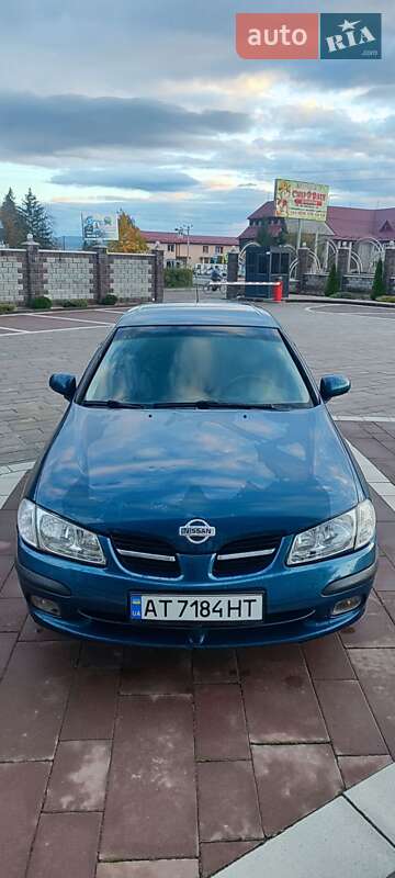 2000 nissan almera