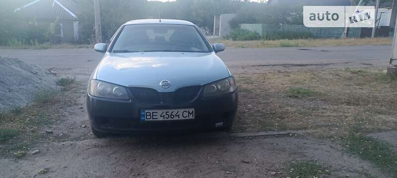 2005 nissan almera