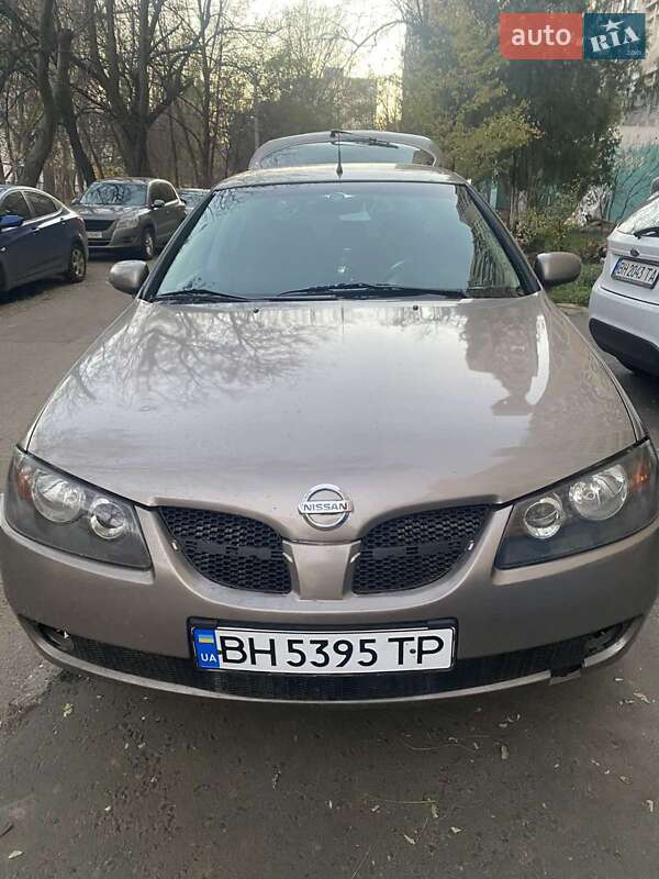 2006 nissan almera