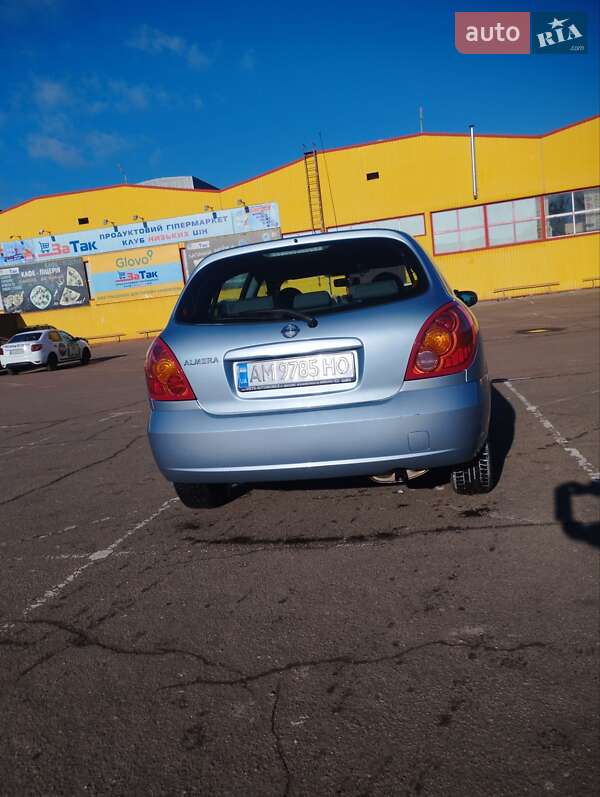 2006 nissan almera