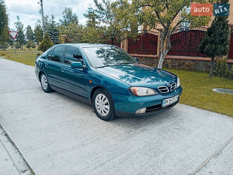 2000 nissan primera