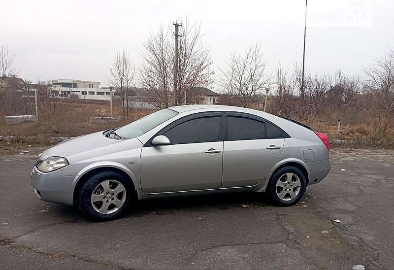2002 nissan primera