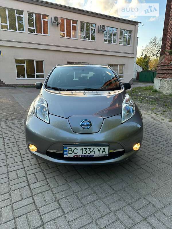 2013 nissan leaf