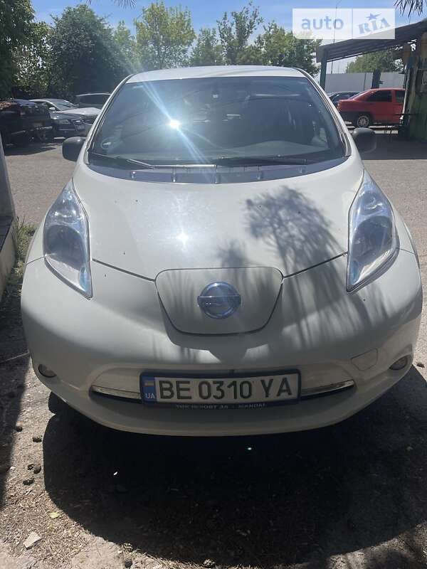 2013 nissan leaf