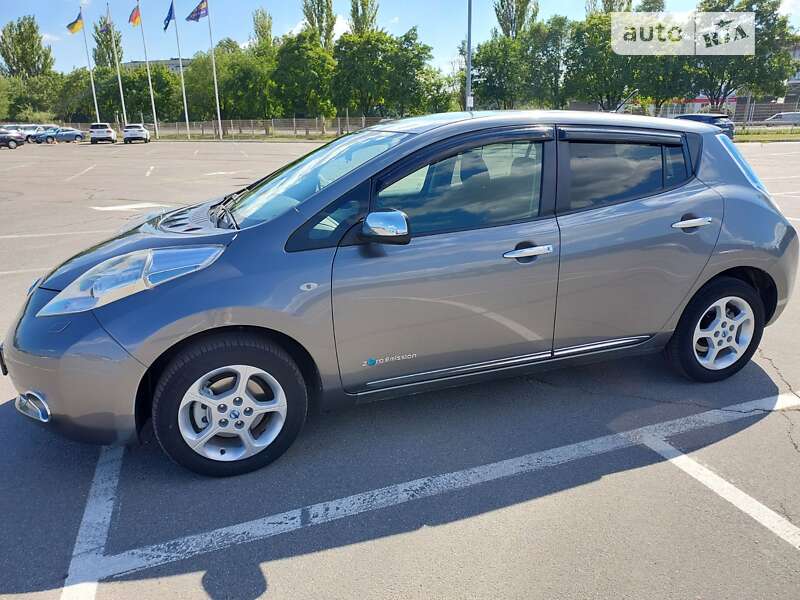 2013 nissan leaf