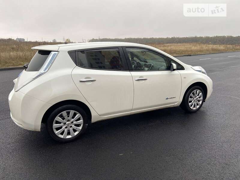 2013 nissan leaf
