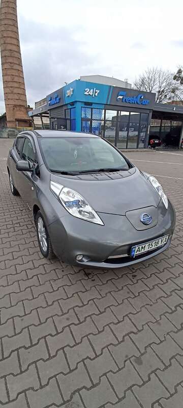 2013 nissan leaf