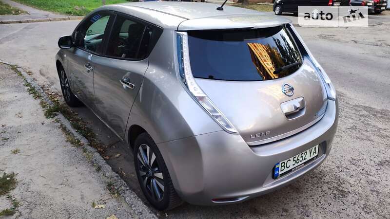 2013 nissan leaf
