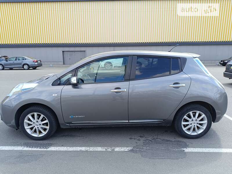 2013 nissan leaf