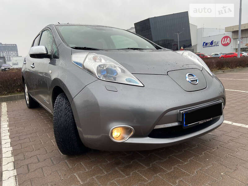 2014 nissan leaf